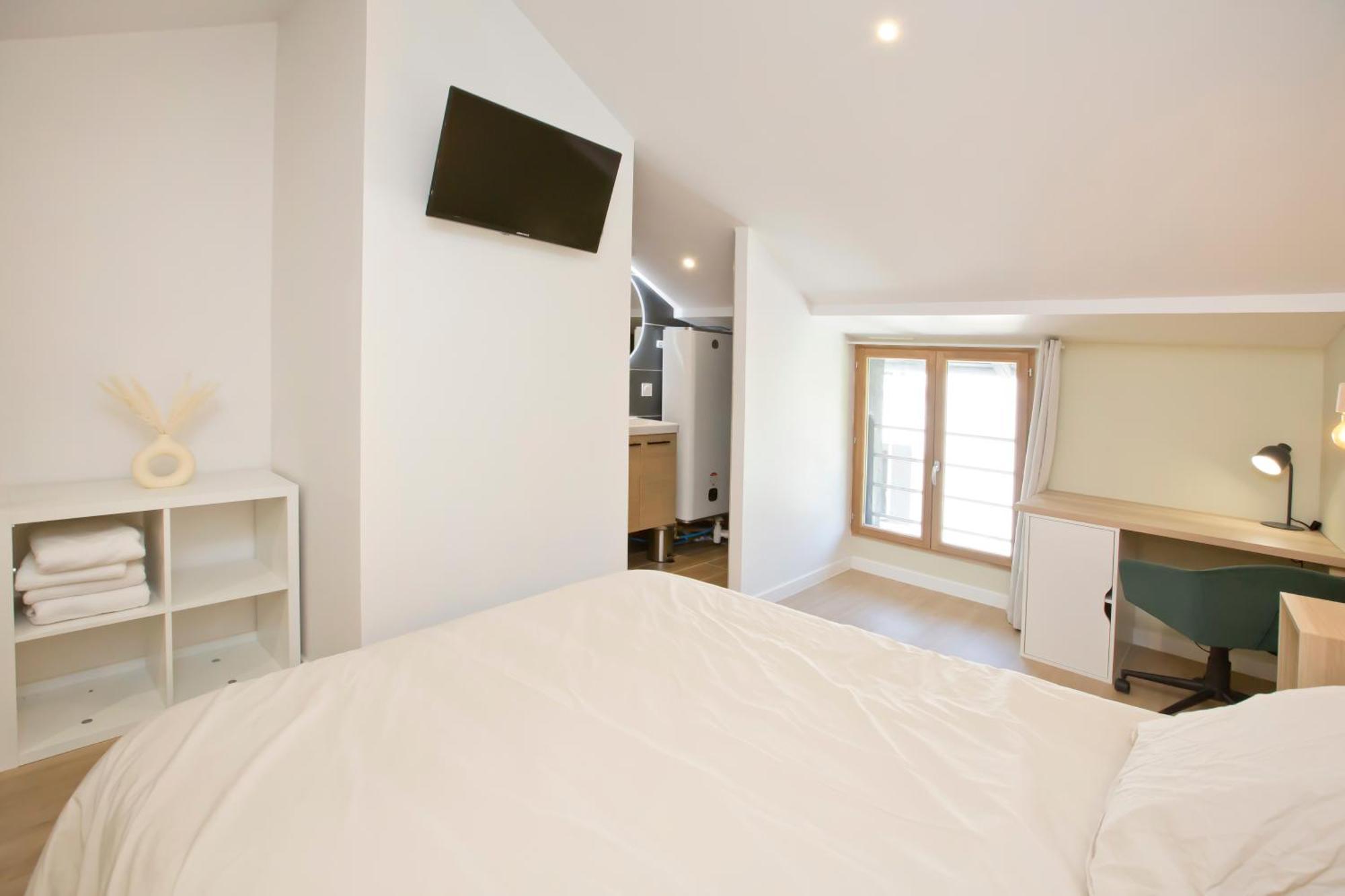 Montsejour - Magnifique T2 Avec Filet Suspendu Appartement Tarbes Buitenkant foto